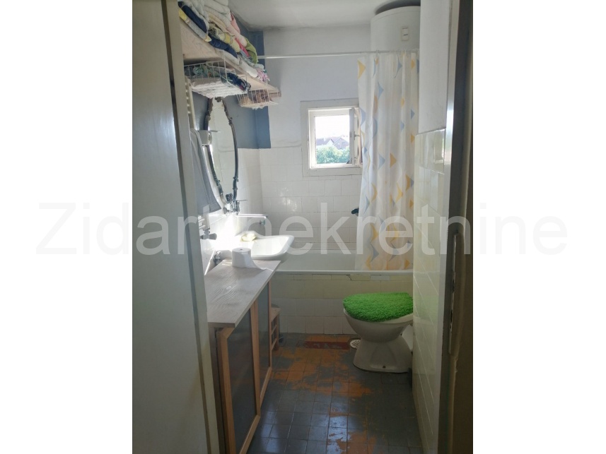 Будинок, 1313 м², 95 000$ — FAKTOR